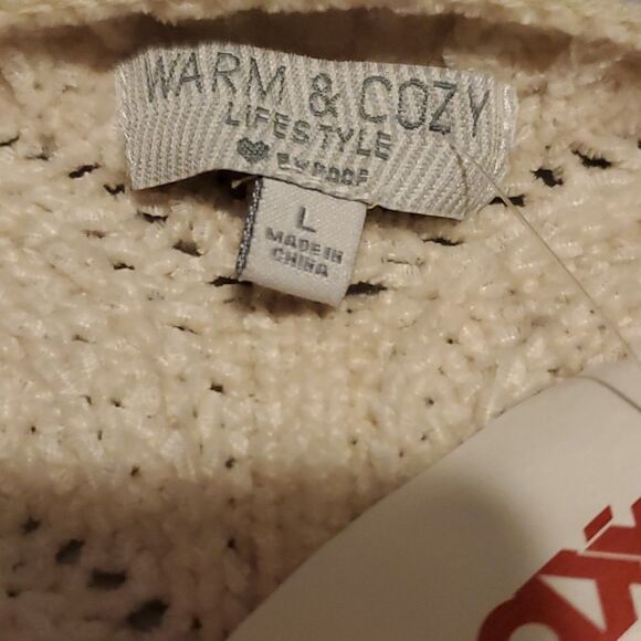 NWT POOF Warm & Cozy Lifestyle Sweater-Ladies Size Large - Picture 5 of 7